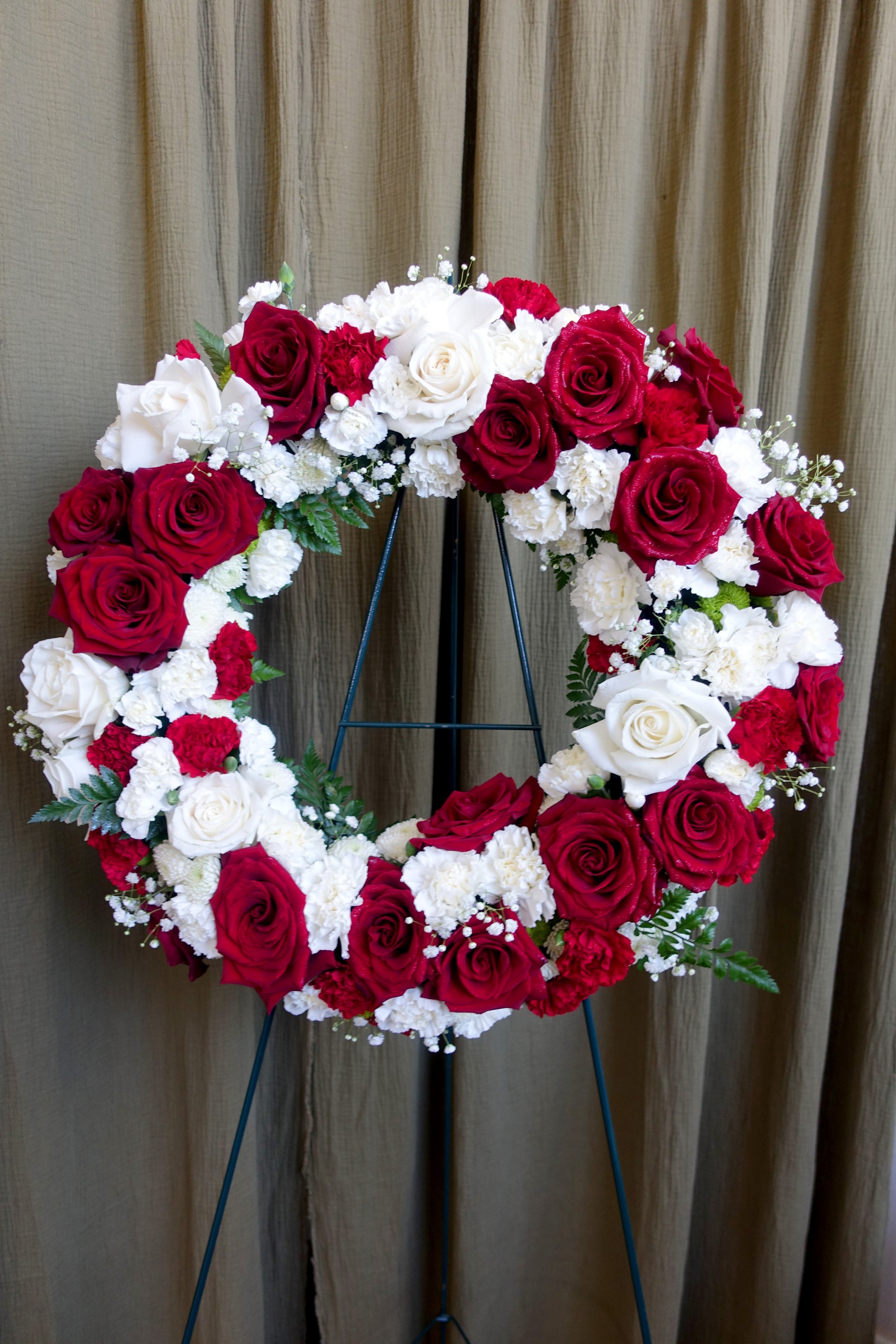 Sympathy Flowers Floral Wreath image 4